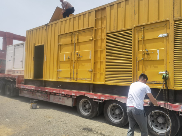 本溪发电机出租100KW发电机需要什么规格的电缆线？