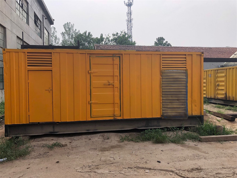 本溪柴油发电机如何判断新机油是否已经完全充满机油滤清器？