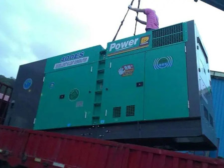 本溪柴油发电机组转速不稳定时，如何对发动机进行维护？