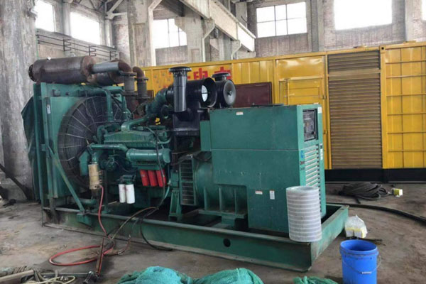 本溪发电机组的空气滤清器应该如何保养？