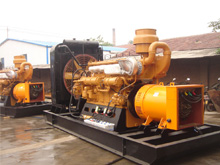 本溪发电机组的频率规格是如何确定的？