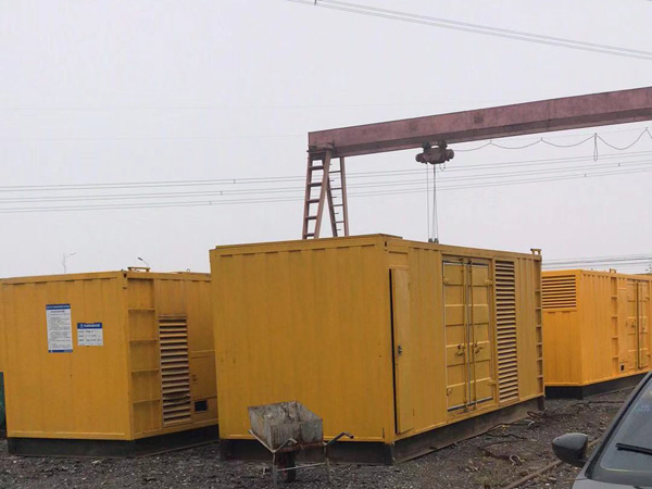 本溪100kw柴油发电机组每小时油耗？