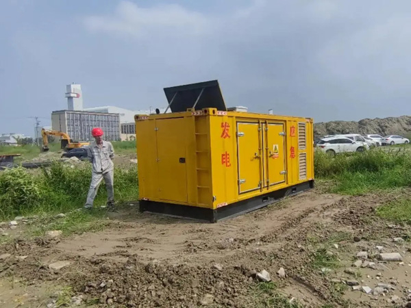 本溪200KW柴油发电机机组每小时的油耗量受哪些因素影响？