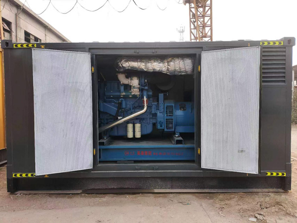 本溪柴油发电机组的电瓶应该如何选择？