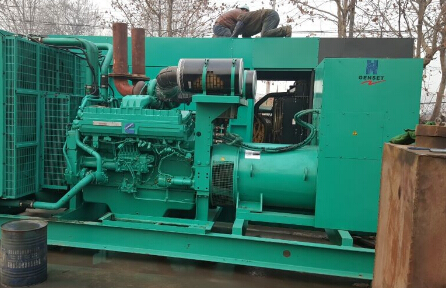 本溪发电机组如何判断水冷式机油散热器内部是否需要清洗？